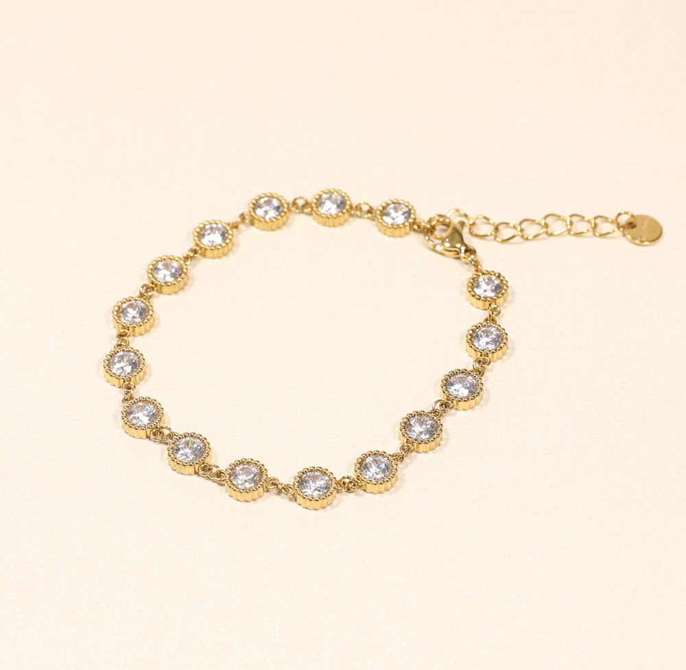 Bracelet en acier inoxydable doré avec zircons