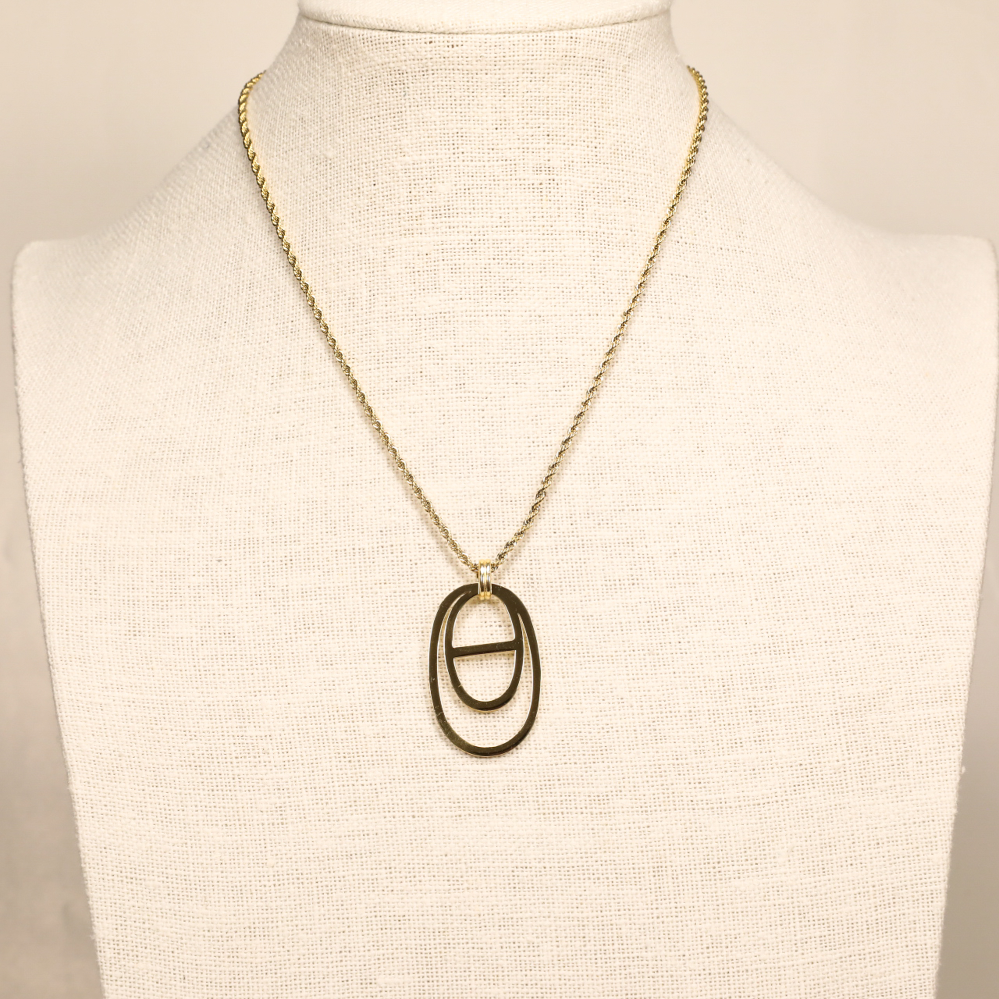 Collier en acier inoxydable doré